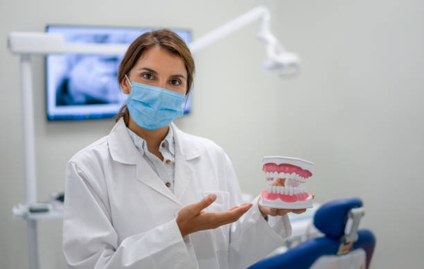 Best Emergency Tooth Extraction in Winsted, CT